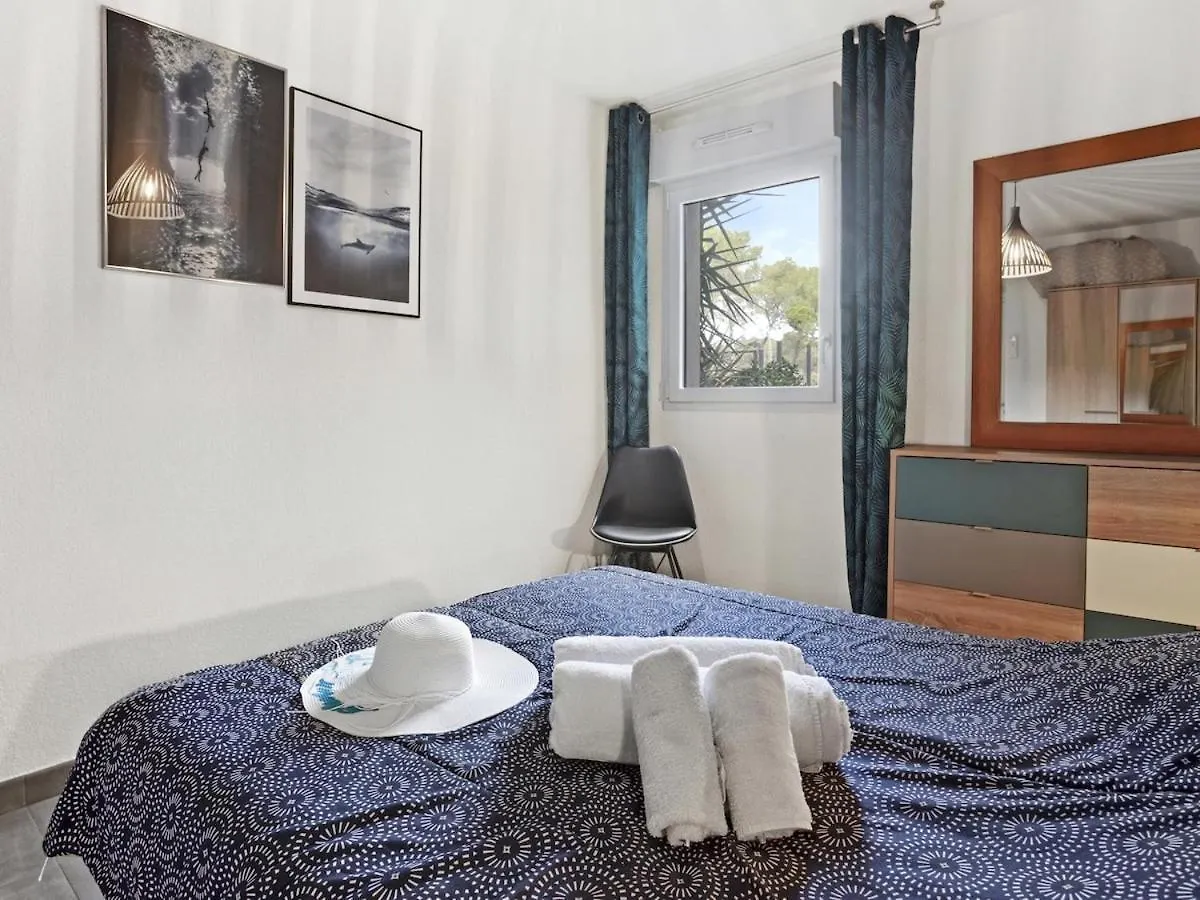 Appt 2 Chambres, 3 Etoiles, Piscine, Wifi, Parking, Clim Saint-Raphael  France