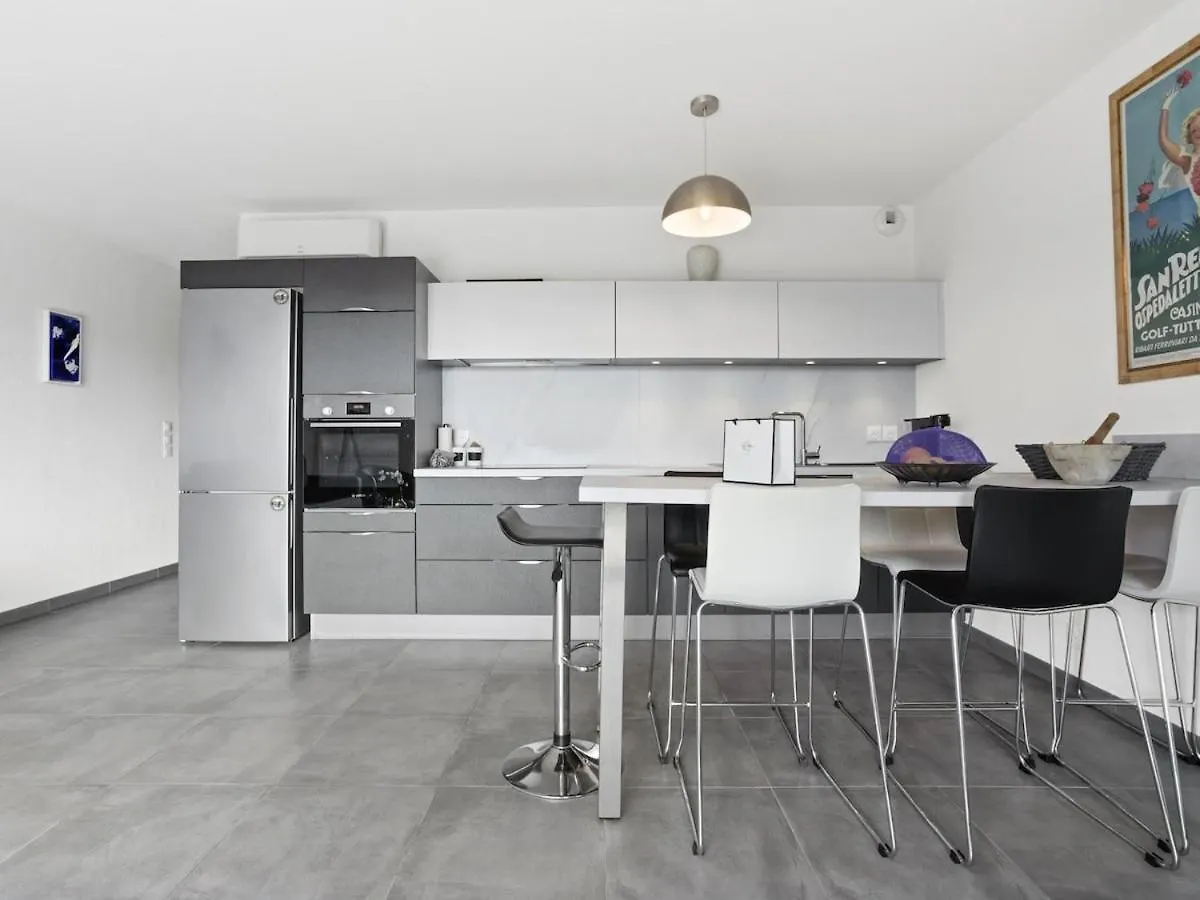 Appt 2 Chambres, 3 Etoiles, Piscine, Wifi, Parking, Clim Saint-Raphael  0*, Saint-Raphael (Var) France