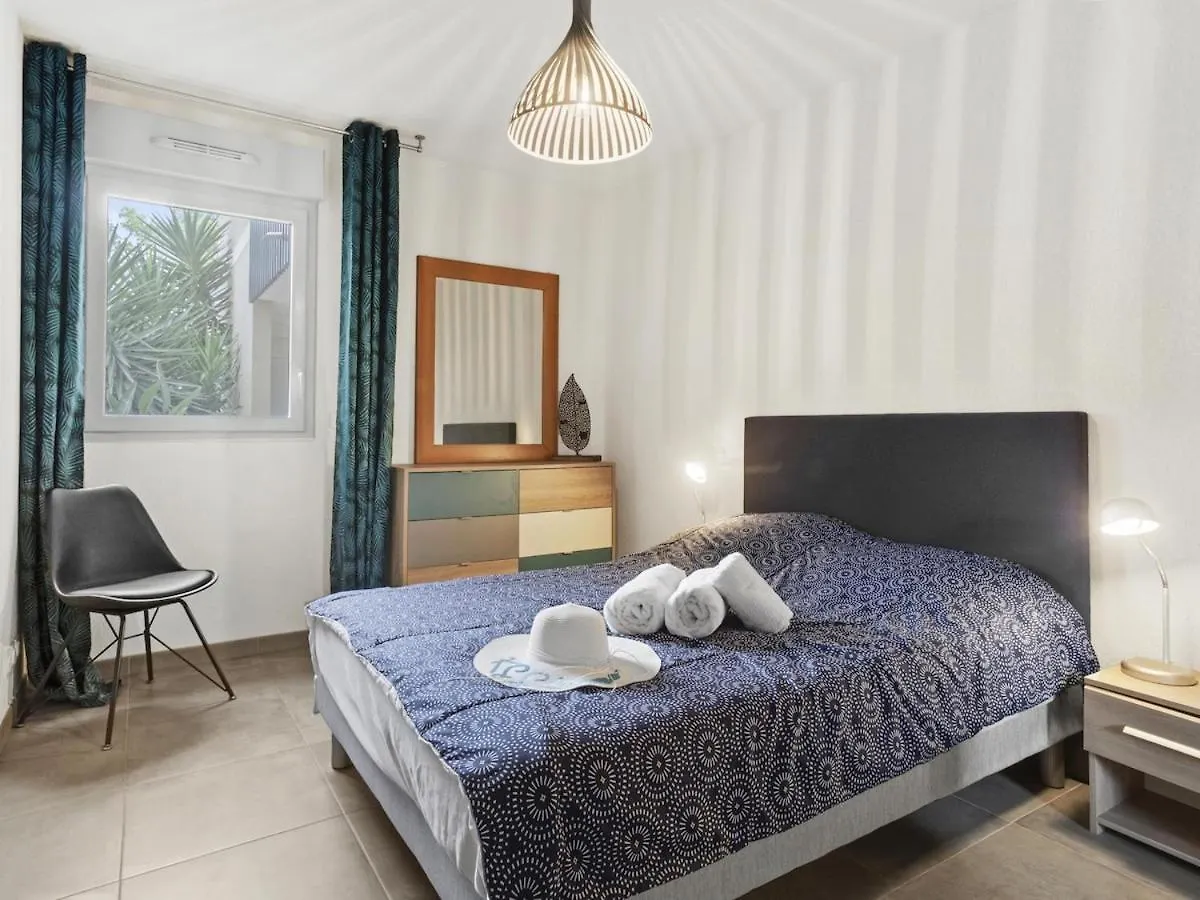 Appt 2 Chambres, 3 Etoiles, Piscine, Wifi, Parking, Clim Saint-Raphael  Saint-Raphael (Var)